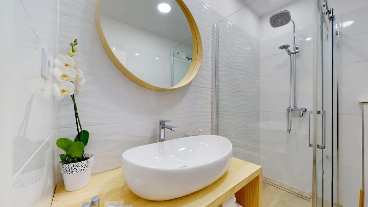 Olive Tree Apartment With Jacuzzi Kastela Croatia